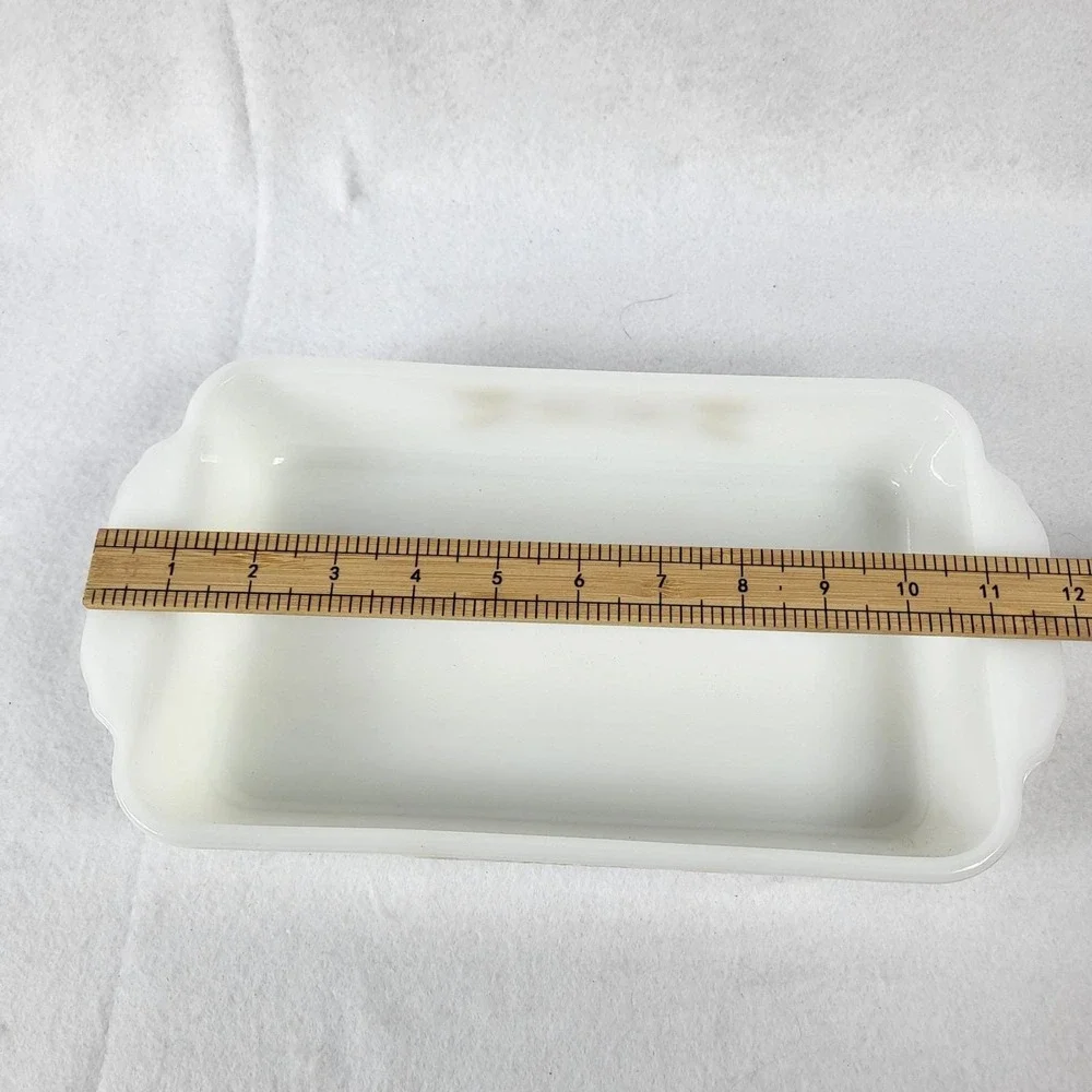 VTG Fire King Golden Wheat Casserole Dish #410 Milk Glass MCM Ovenware 1.5 Qt